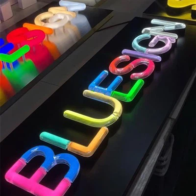 ตัวละครเยลลี่เรืองแสง